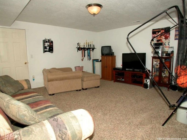 243 N 300 W, Smithfield, UT 84335 — photo 11
