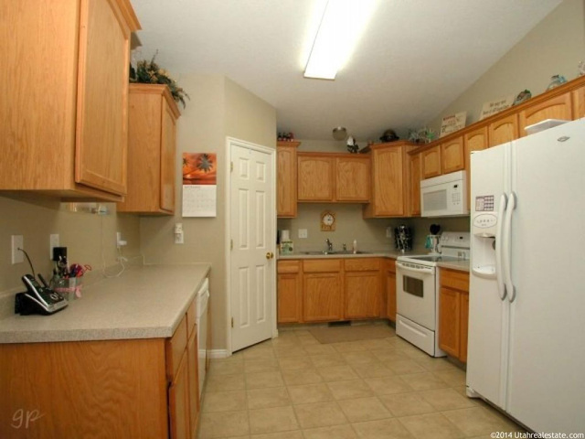 243 N 300 W, Smithfield, UT 84335 — photo 4