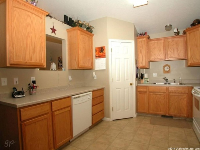243 N 300 W, Smithfield, UT 84335 — photo 5