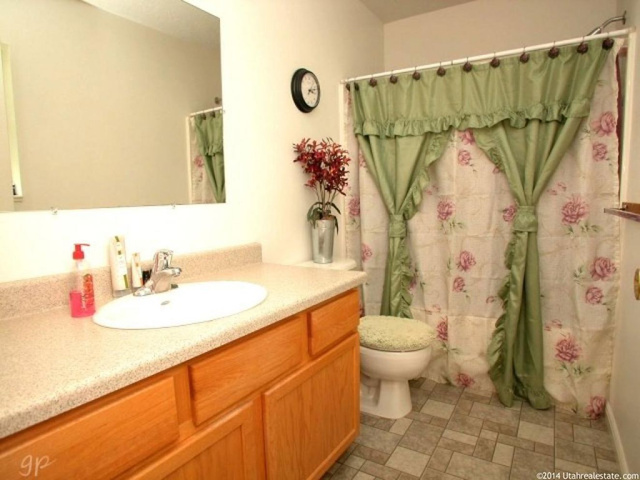 243 N 300 W, Smithfield, UT 84335 — photo 9