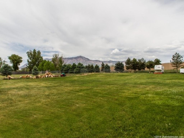 1990 N 2000 W, Farr West, UT 84404 — photo 11