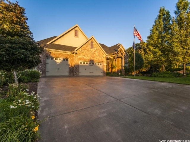 4217 S Summerwood Dr E, Bountiful, UT 84010 — photo 2