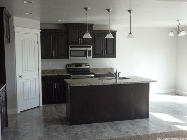 534 S Cardon Rdg, Smithfield, UT 84335 — photo 4