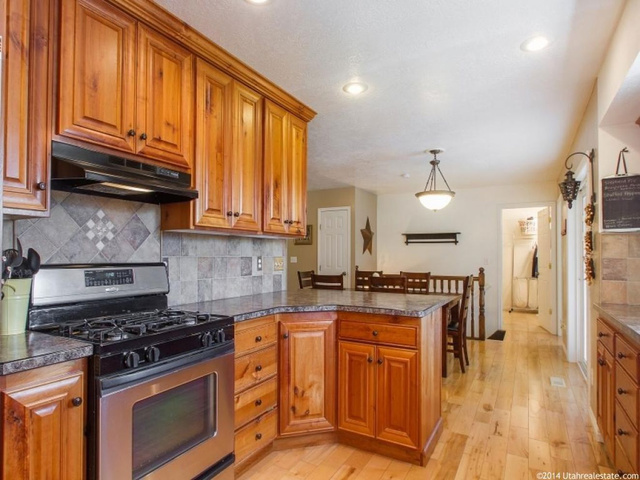 136 E 300 N, Hyde Park, UT 84318 — photo 3