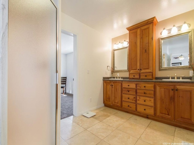 136 E 300 N, Hyde Park, UT 84318 — photo 8