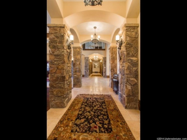975 S Eaglepointe E, North Salt Lake, UT 84054 — photo 5
