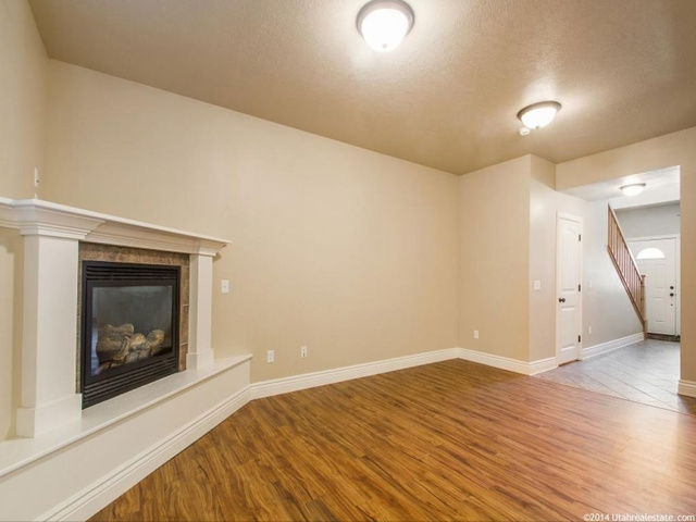 689 N 130 E, Smithfield, UT 84335 — photo 4