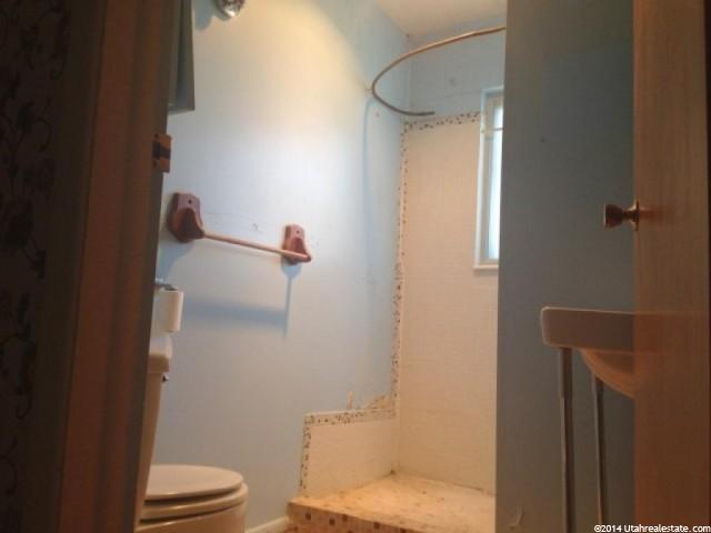 125 E 500 S, Hyrum, UT 84319 — photo 11