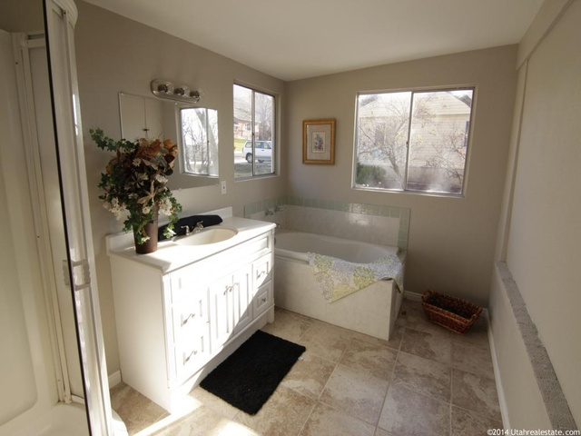 3611 S Taylor Ave E, Ogden, UT 84403 — photo 4