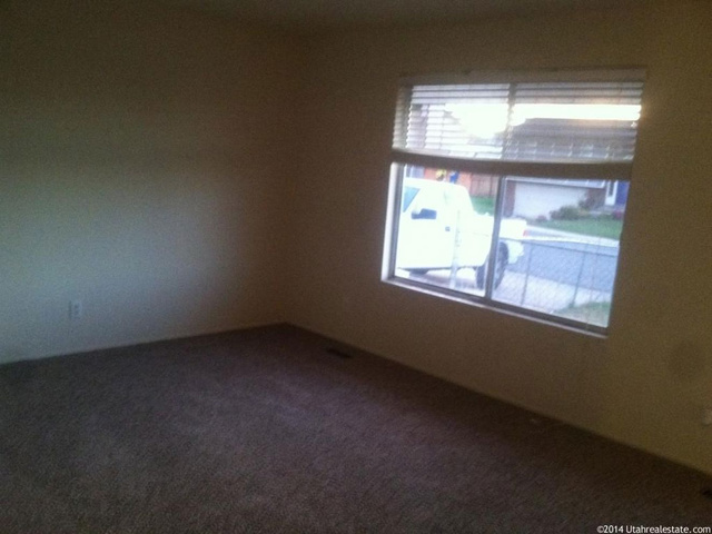 378 N Champlain, Tooele, UT 84074 — photo 4
