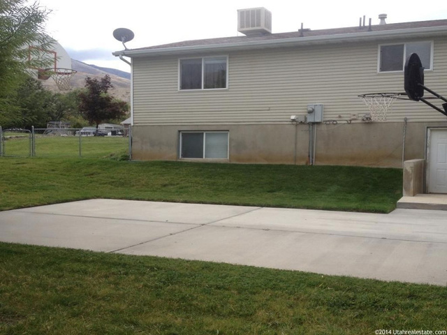 915 E 350 S, Brigham City, UT 84302 — photo 7