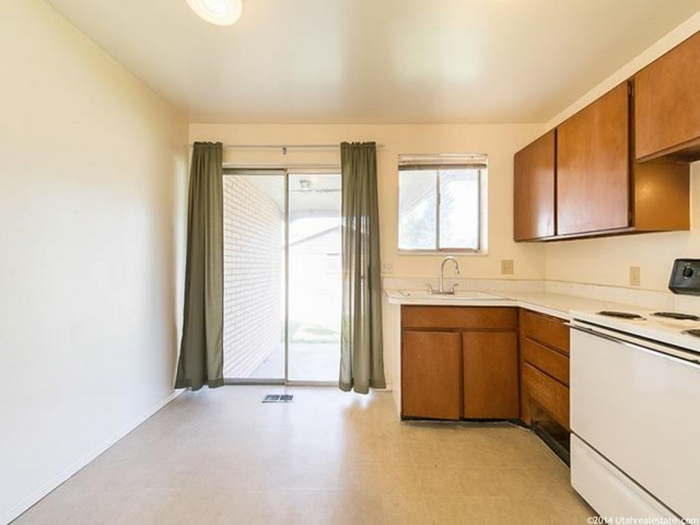 1191 E 5600 S, Murray, UT 84121 — photo 2