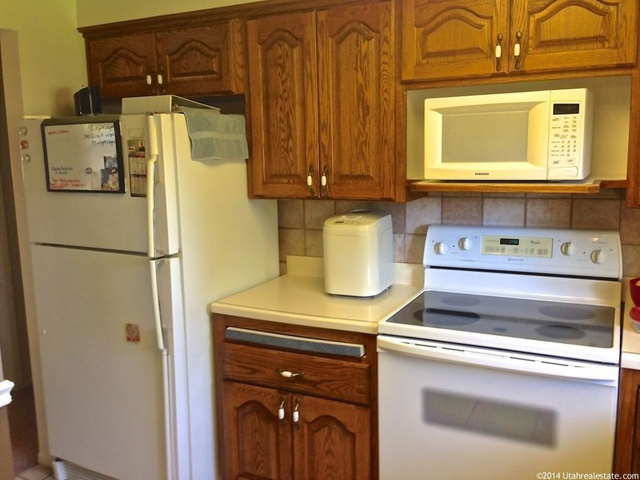 235 S 700 E, Hyrum, UT 84319 — photo 5