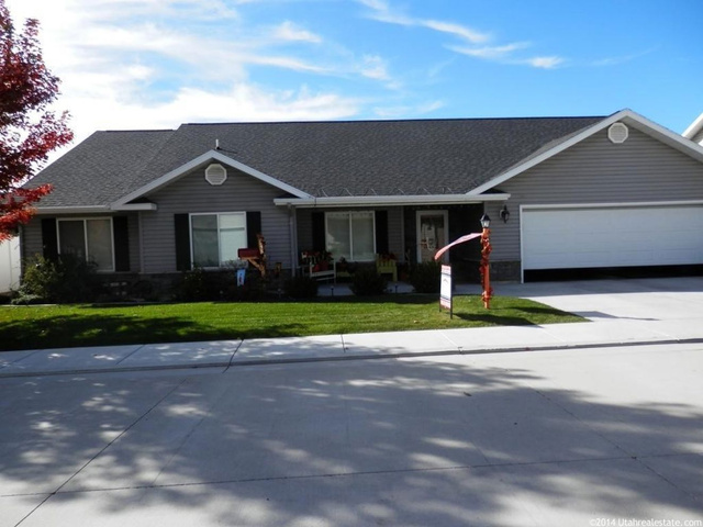 945 N 350 W, Logan, UT 84321 — photo 2