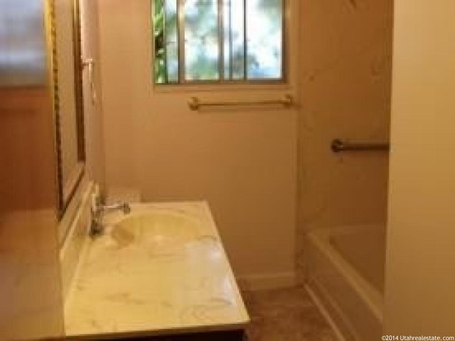 5483 S 2375 W, Roy, UT 84067 — photo 11