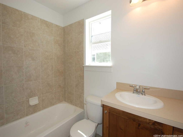 162 E Doxey S, Ogden, UT 84401 — photo 7