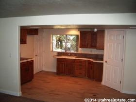 102 E 5200 S, Washington Terrace, UT 84405 — photo 9
