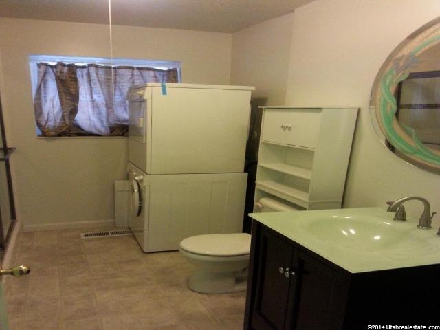 871 E Baker Dr, Midvale, UT 84047 — photo 6