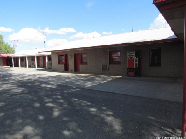 347 E Main N, Delta, UT 84624 — photo 6