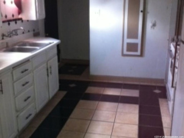 324 W Center S, Bountiful, UT 84010 — photo 6