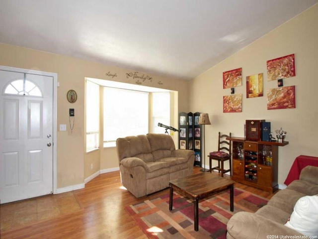 774 W 1240 N, Clinton, UT 84015 — photo 5
