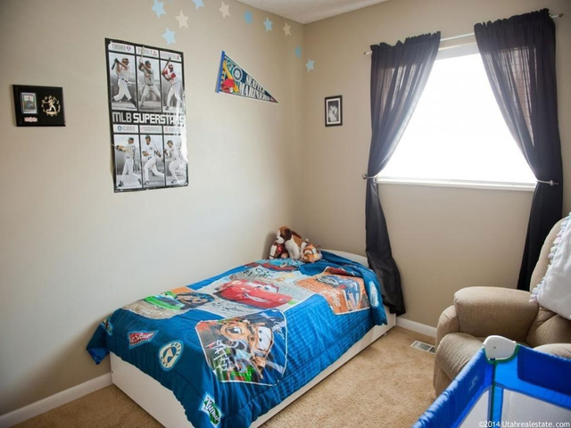 189 N 300 W, Logan, UT 84321 — photo 5