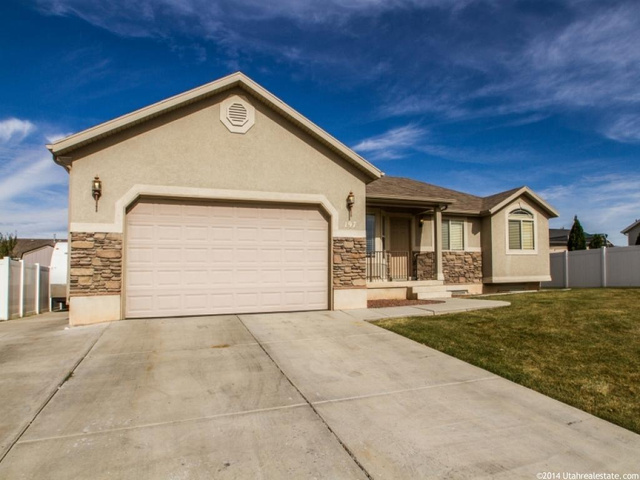 197 E 2225 S, Clearfield, UT 84015 — photo 3