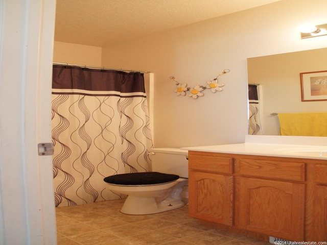 2635 W 4100 S, Roy, UT 84067 — photo 7