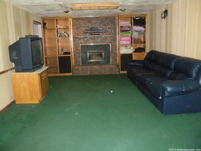 642 W 1130 N, Clinton, UT 84015 — photo 3