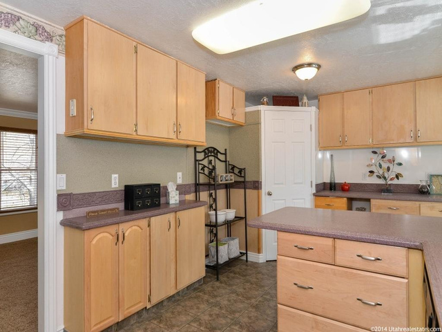 348 E 1250 N, Layton, UT 84041 — photo 5