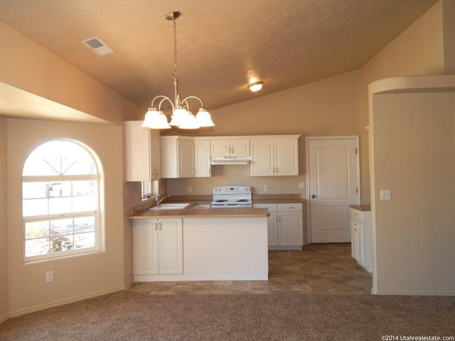 88 S 2060 E, St. George, UT 84790 — photo 11