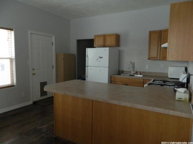 887 W 600 S, Logan, UT 84321 — photo 2
