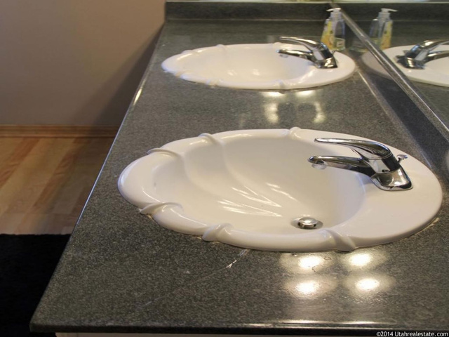 961 N 950 E, Bountiful, UT 84010 — photo 11