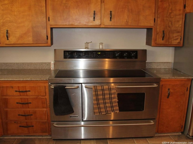 961 N 950 E, Bountiful, UT 84010 — photo 4