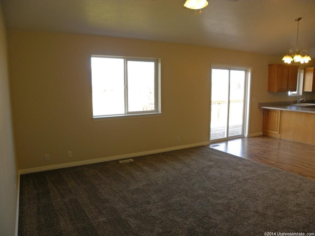 185 N 850 W, Hyrum, UT 84319 — photo 4