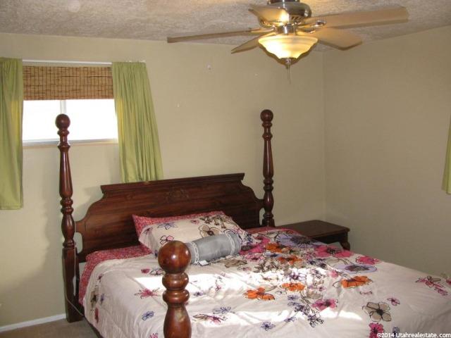 207 W 2525 N, Sunset, UT 84015 — photo 8