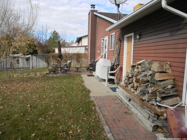 988 S 225 E, Layton, UT 84041 — photo 12