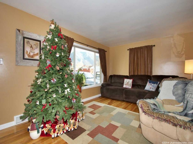 907 S Tyler Ave E, Ogden, UT 84404 — photo 3