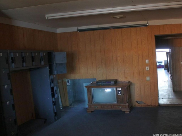 63 N 200 E, Roosevelt, UT 84066 — photo 5