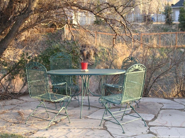 9844 S 2465 E, Sandy, UT 84092 — photo 2