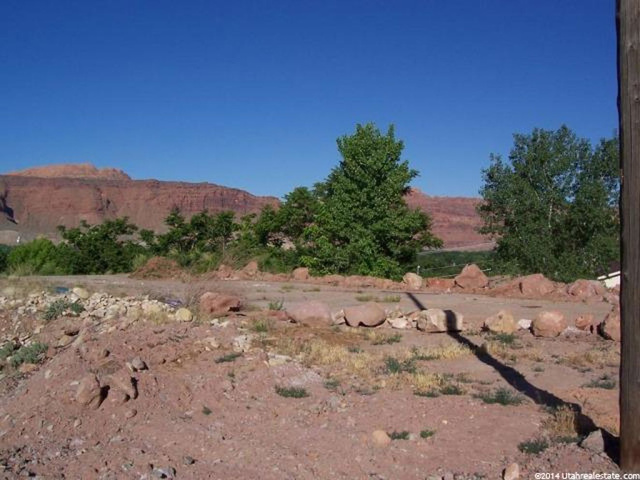242 N 300 E, Moab, UT 84532 — photo 4