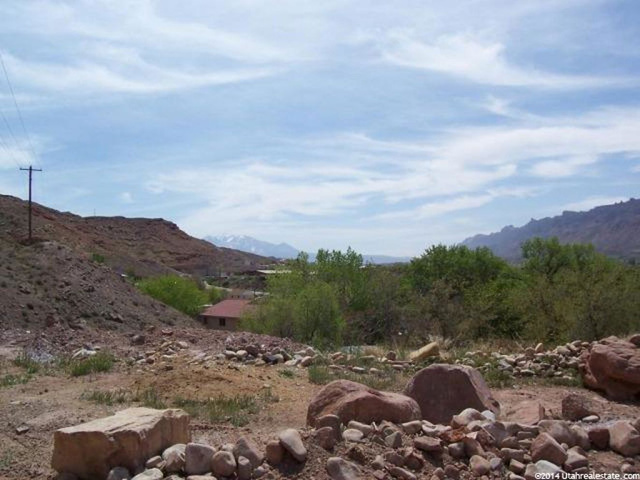 242 N 300 E, Moab, UT 84532 — photo 5
