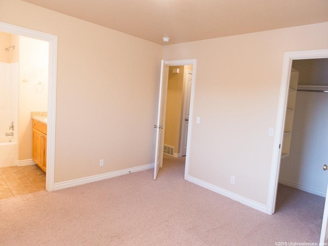 516 Red Oak Dr, North Logan, UT 84341 — photo 5