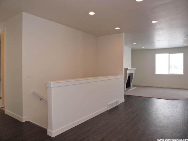192 E Berkley St, Harrisville, UT 84404 — photo 12