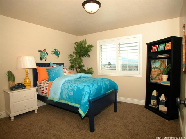 111 E 690 S, Smithfield, UT 84335 — photo 9