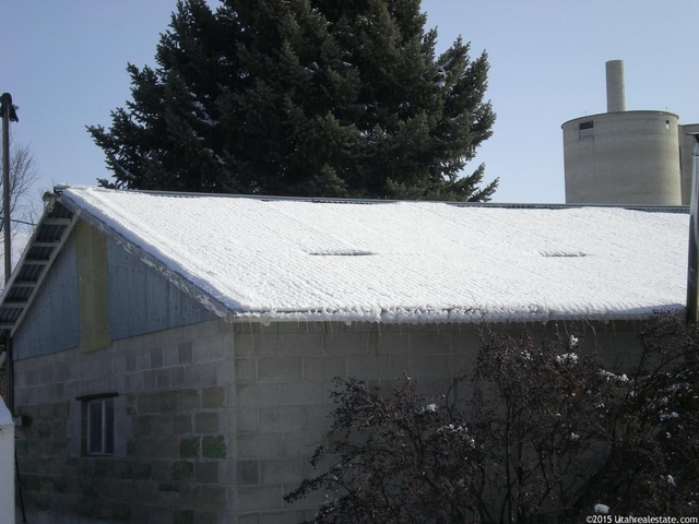 839 E Factory St, Garland, UT 84312 — photo 9
