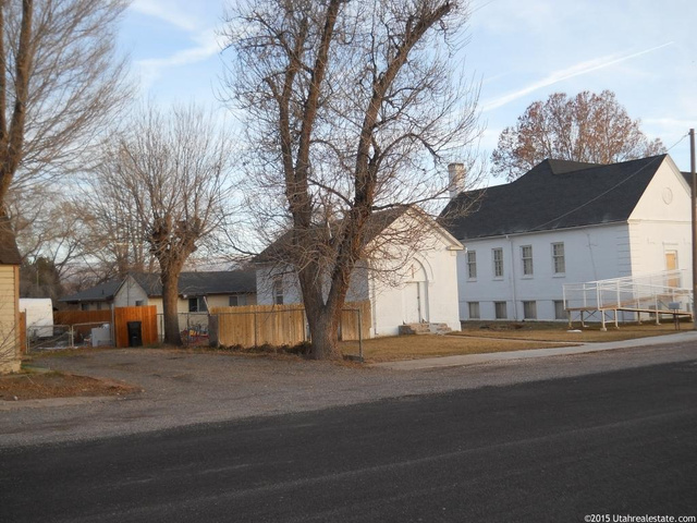 146 N 300 E, Richfield, UT 84701 — photo 4