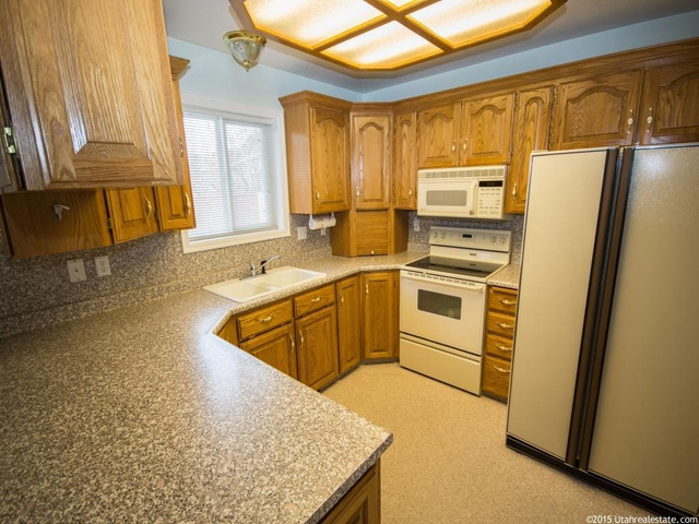 869 N 275 W, Logan, UT 84321 — photo 6
