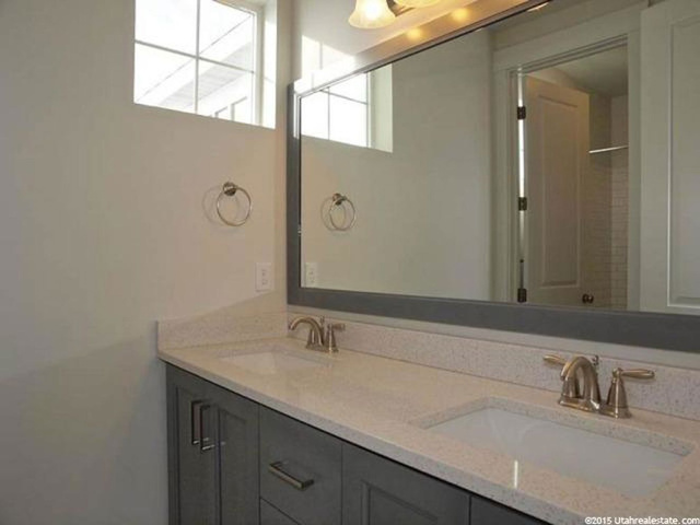 951 E Doris Pl, Kaysville, UT 84037 — photo 10