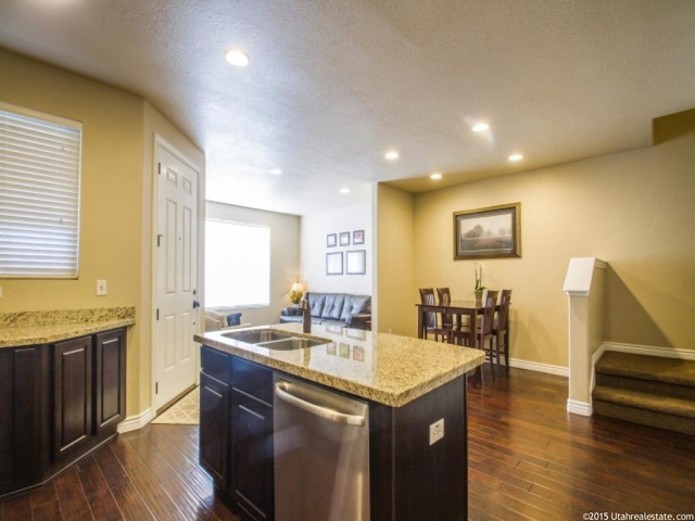 144 N 360 W, Centerville, UT 84014 — photo 11
